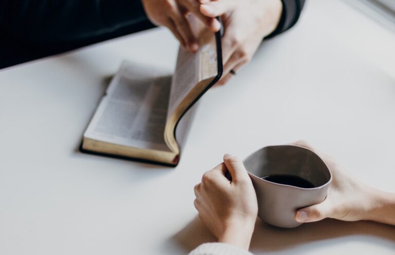 priscilla-du-preez-MIf25phxNlE-unsplash