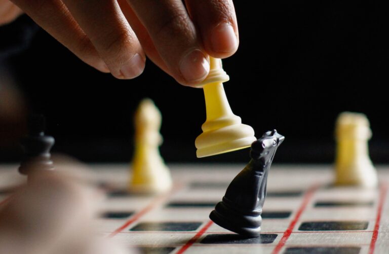 mesh-9iY3Sqr1UWY-unsplash