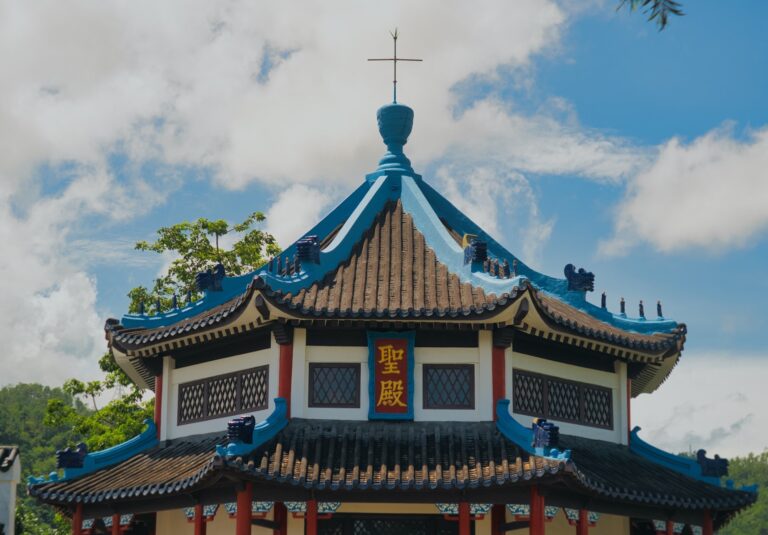 thomas-kinto-fNR_w_7OklY-unsplash