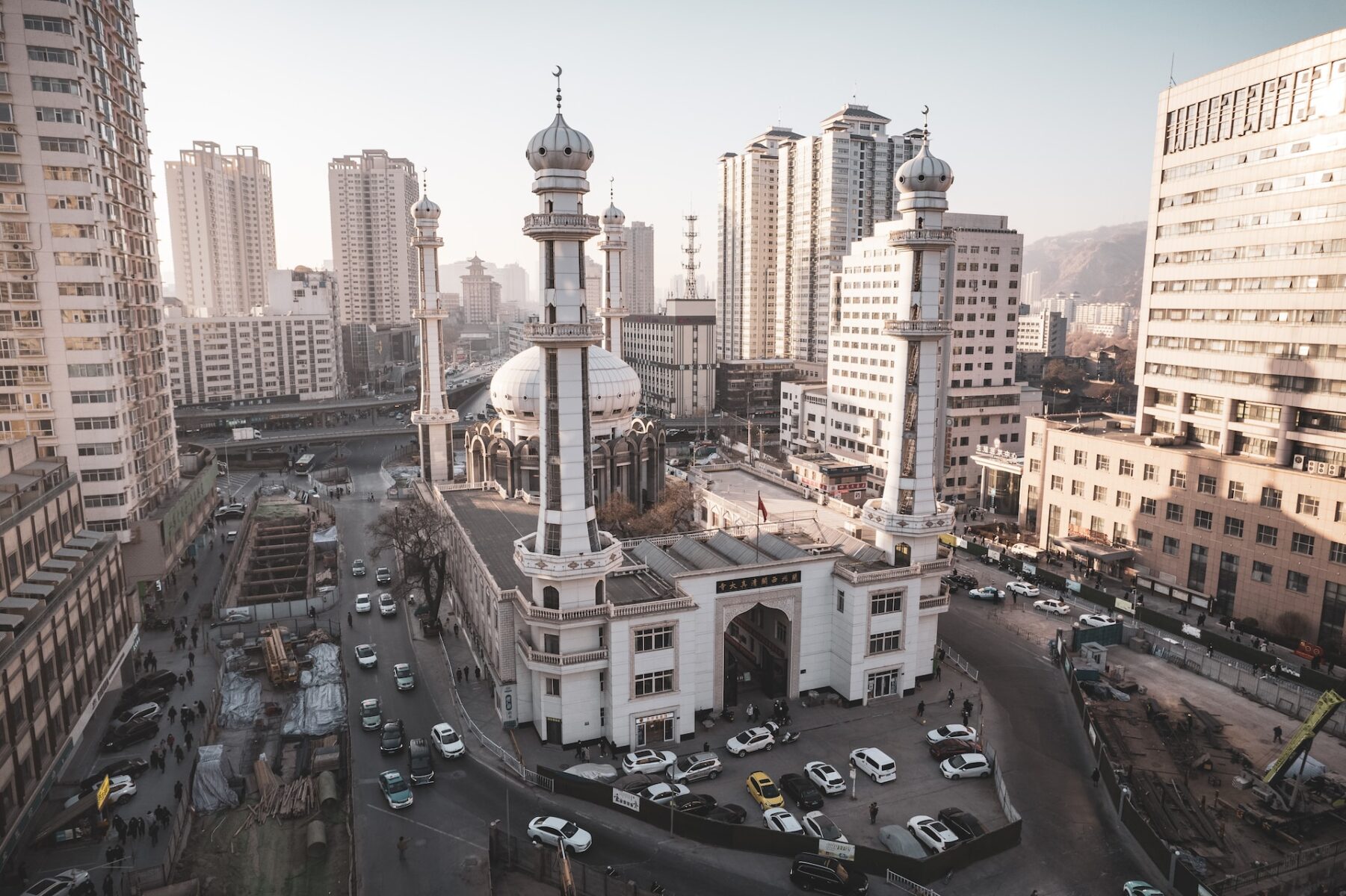 darmau-rsLDnyUIweg-unsplash