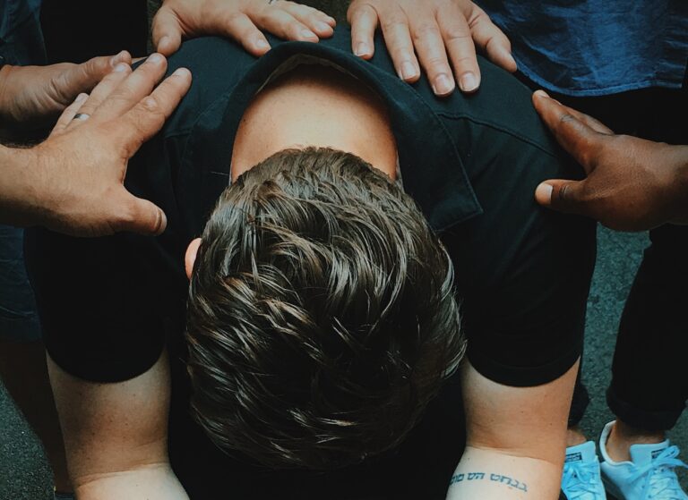 jon-tyson-YtYNavix3pw-unsplash